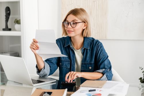 What’s the Easiest Way to Make a Pay Stub Online?